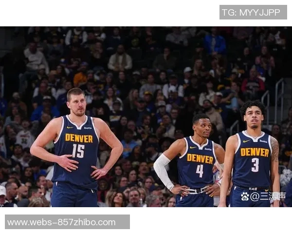 快船与爵士季后赛对决回顾精彩瞬间与关键时刻分析