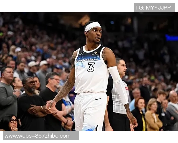 戴森丹尼尔斯如何在NBA赛场上崭露头角与未来发展潜力分析